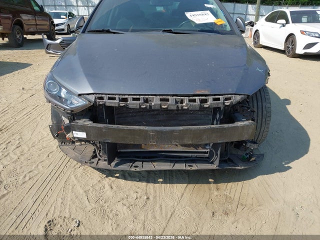 2018 Hyundai Elantra Limited მანქანა იყიდება აუქციონზე, vin: 5NPD84LF1JH286396, აუქციონის ნომერი: 44935843