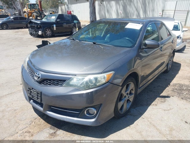 2014 Toyota Camry Se V6 მანქანა იყიდება აუქციონზე, vin: 4T1BK1FK1EU552247, აუქციონის ნომერი: 44935855
