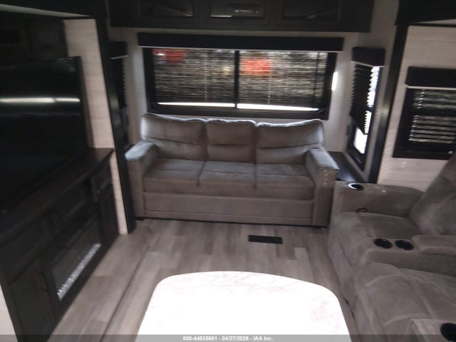 Продажа на аукционе авто 2023 Jayco Jayfl184bh, vin: 1UJBC0BT4P1TY0066, номер лота: 44935861