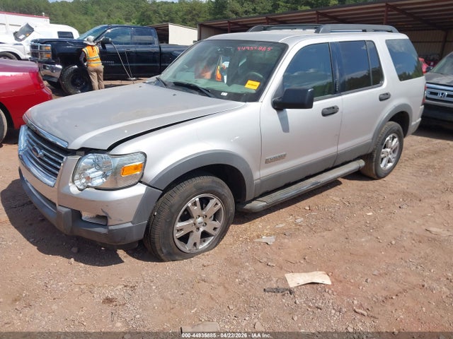 Продажа на аукционе авто 2006 Ford Explorer Xlt, vin: 1FMEU63E26UB60852, номер лота: 44935885