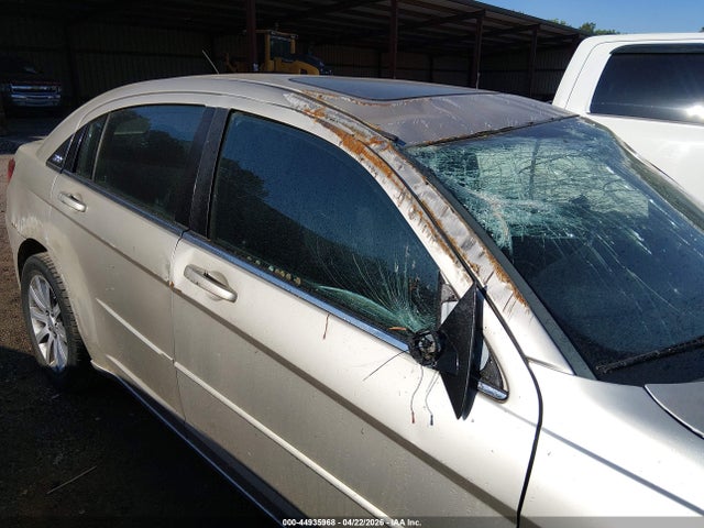 2013 Chrysler 200 Touring მანქანა იყიდება აუქციონზე, vin: 1C3CCBBGXDN659839, აუქციონის ნომერი: 44935968