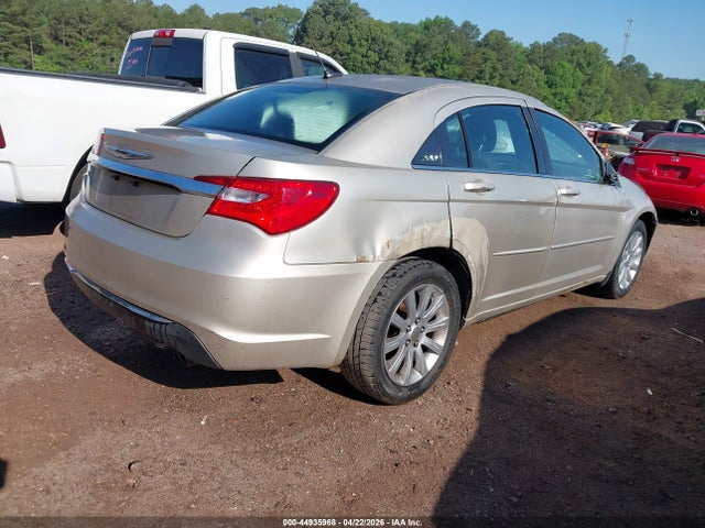 2013 Chrysler 200 Touring მანქანა იყიდება აუქციონზე, vin: 1C3CCBBGXDN659839, აუქციონის ნომერი: 44935968