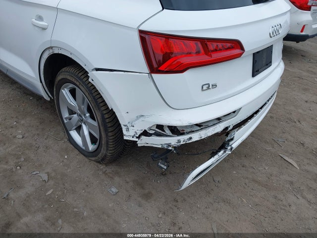 2018 Audi Q5 2.0t Premium/2.0t Tech Premium მანქანა იყიდება აუქციონზე, vin: WA1BNAFY7J2062332, აუქციონის ნომერი: 44935979