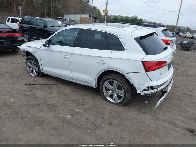 2018 Audi Q5 2.0t Premium/2.0t Tech Premium მანქანა იყიდება აუქციონზე, vin: WA1BNAFY7J2062332, აუქციონის ნომერი: 44935979