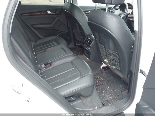 2018 Audi Q5 2.0t Premium/2.0t Tech Premium მანქანა იყიდება აუქციონზე, vin: WA1BNAFY7J2062332, აუქციონის ნომერი: 44935979