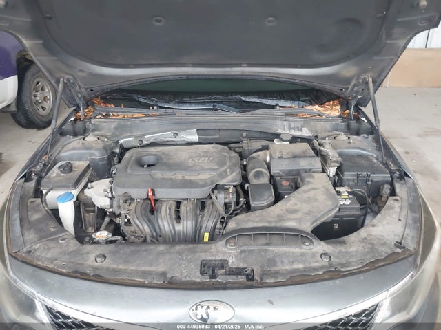 44935993 :رقم المزاد ، 5XXGT4L33HG123806 vin ، 2017 Kia Optima Lx مزاد بيع