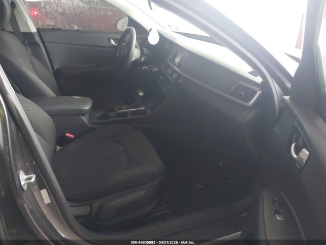 44935993 :رقم المزاد ، 5XXGT4L33HG123806 vin ، 2017 Kia Optima Lx مزاد بيع