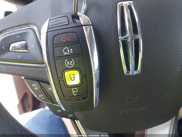 Aukcja sprzedaży 2017 Lincoln Mkc Reserve, vin: 5LMCJ3C92HUL16101, numer aukcji: 44936008