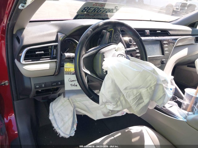 4T1B11HK5JU644584 Toyota CAMRY SE