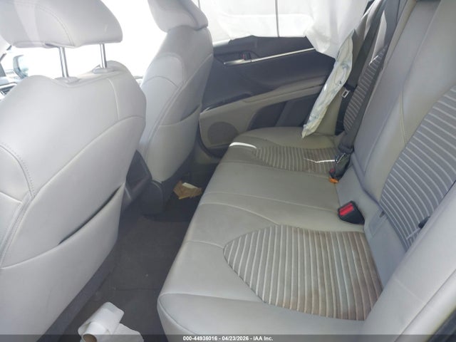 4T1B11HK5JU644584 Toyota CAMRY SE