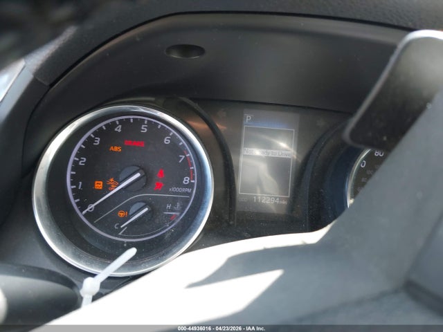4T1B11HK5JU644584 Toyota CAMRY SE