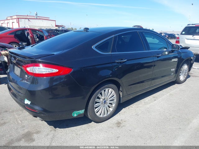 Ford Fusion Energi Titanium 2014 3FA6P0SU2ER241819 Image 4