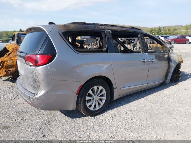 Продаж на аукціоні авто 2018 Chrysler Pacifica Touring L, vin: 2C4RC1BG8JR141758, номер лоту: 44936056