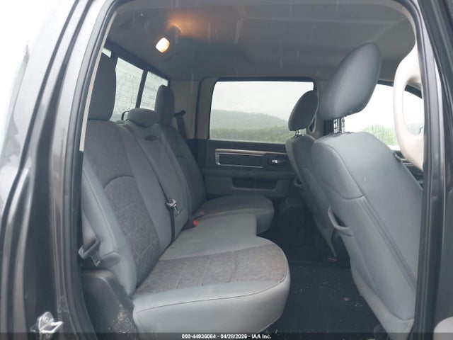 2018 Ram 1500 Big Horn  4x4 5'7 Box მანქანა იყიდება აუქციონზე, vin: 3C6RR7LT9JG129757, აუქციონის ნომერი: 44936064
