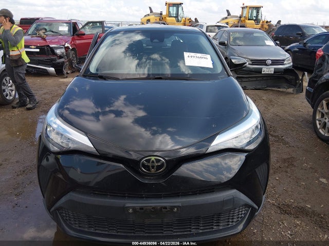 2021 Toyota C-hr Le მანქანა იყიდება აუქციონზე, vin: JTNKHMBX9M1117560, აუქციონის ნომერი: 44936096