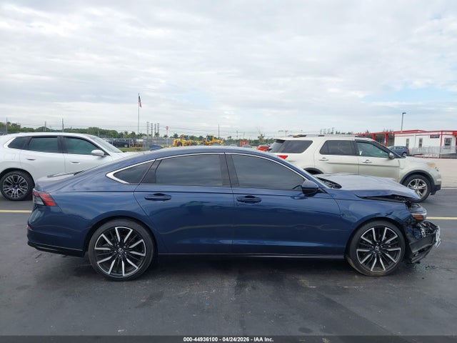Продажа на аукционе авто 2023 Honda Accord Hybrid Touring, vin: 1HGCY2F83PA016729, номер лота: 44936100