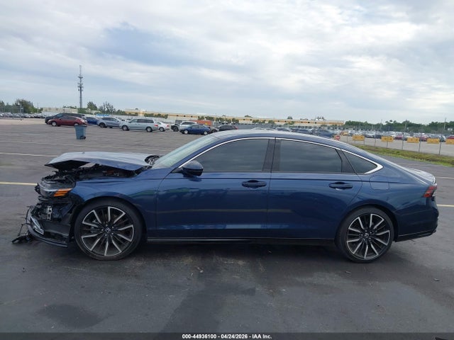 Продажа на аукционе авто 2023 Honda Accord Hybrid Touring, vin: 1HGCY2F83PA016729, номер лота: 44936100