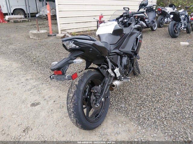 2026 Kawasaki Ex650 R მანქანა იყიდება აუქციონზე, vin: ML5EXER13TDAH1418, აუქციონის ნომერი: 44936105