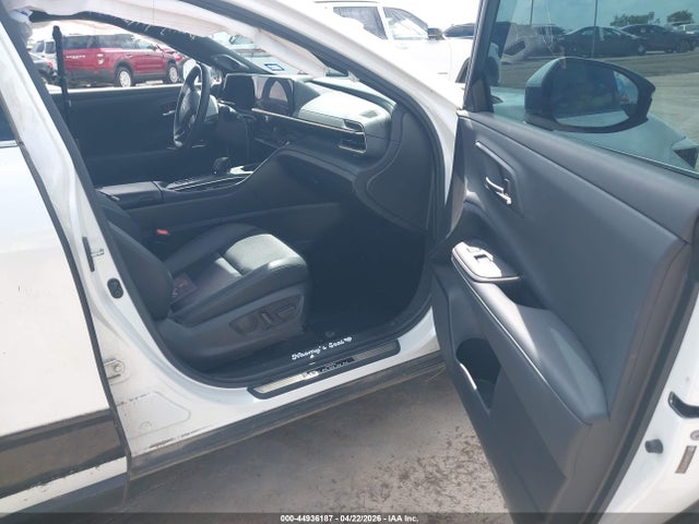Toyota Crown Limited 2023 JTDAAAAF4P3017676 Image 5