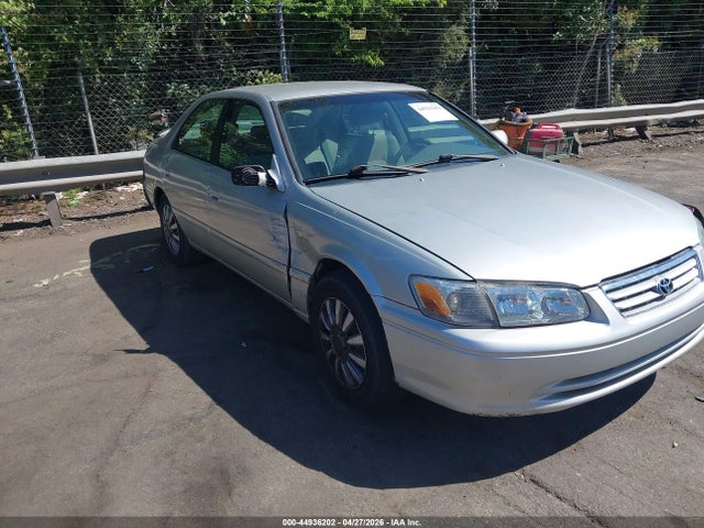 Продажа на аукционе авто 2000 Toyota Camry Le, vin: 4T1BG22K2YU677419, номер лота: 44936202