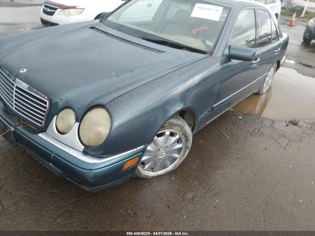 Aukcja sprzedaży 1999 Mercedes-benz E 320, vin: WDBJF65HXXA765420, numer aukcji: 44936220