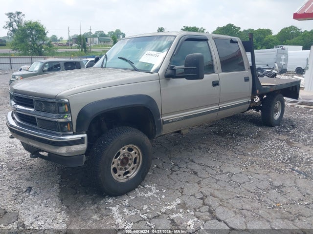 Продаж на аукціоні авто 2000 Chevrolet K3500, vin: 1GCHK33R8YF515765, номер лоту: 44936224