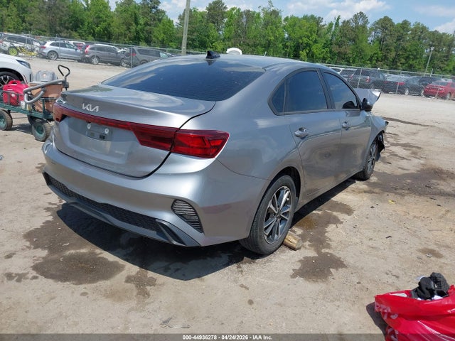 3KPF24AD9PE627455 KIA Forte Lxs