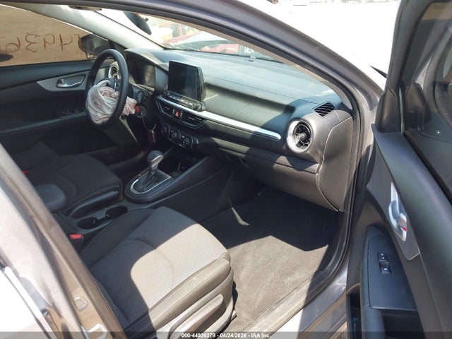 3KPF24AD9PE627455 KIA Forte Lxs