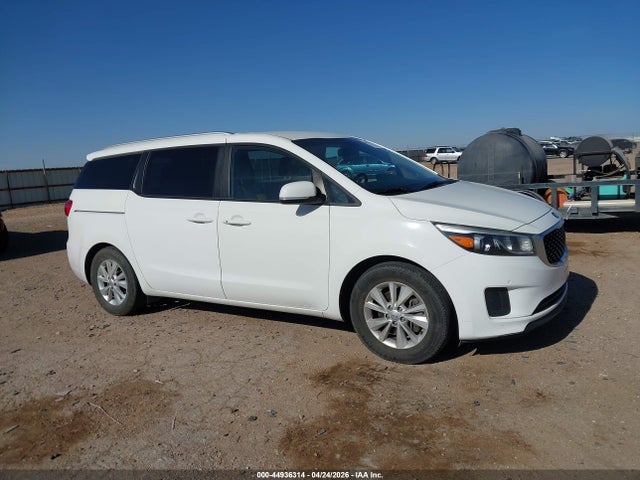 KIA SEDONA LX 2017 KNDMB5C1XH6311389 Image 13