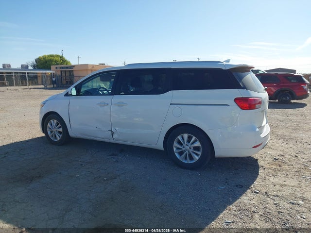 KIA SEDONA LX 2017 KNDMB5C1XH6311389 Image 14