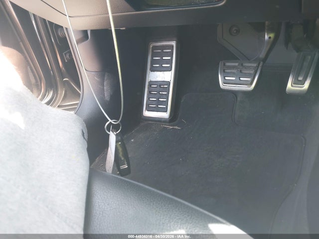 Продажа на аукционе авто 2016 Audi A3 2.0t Premium, vin: WAUB8GFF2G1043147, номер лота: 44936316
