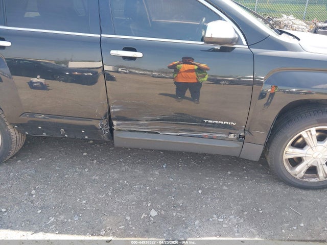 44936327 :رقم المزاد ، 2GKFLUEK6H6328422 vin ، 2017 Gmc Terrain Slt مزاد بيع