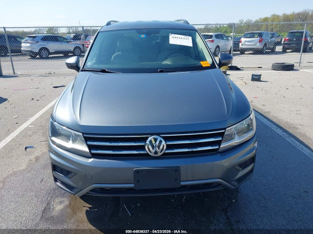 Продаж на аукціоні авто 2019 Volkswagen Tiguan 2.0t Se/2.0t Sel/2.0t Sel R-line/2.0t Sel R-line Black, vin: 3VV2B7AX8KM102347, номер лоту: 44936337