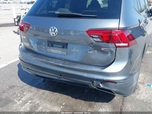 Продаж на аукціоні авто 2019 Volkswagen Tiguan 2.0t Se/2.0t Sel/2.0t Sel R-line/2.0t Sel R-line Black, vin: 3VV2B7AX8KM102347, номер лоту: 44936337