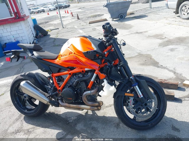 KTM 1290 Super Duke R 2024 VBKV39402RM989371 Image 12