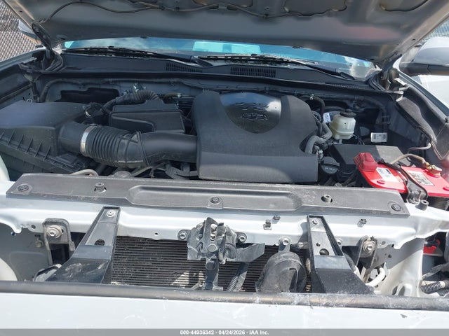 2021 Toyota Tacoma Sr5 V6 მანქანა იყიდება აუქციონზე, vin: 5TFCZ5AN1MX277005, აუქციონის ნომერი: 44936342