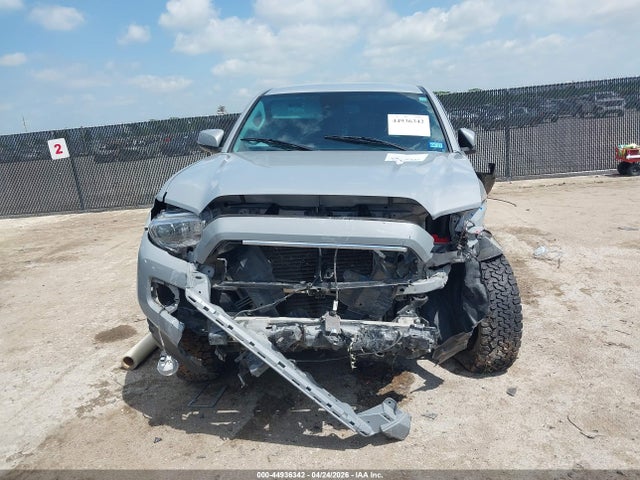 2021 Toyota Tacoma Sr5 V6 მანქანა იყიდება აუქციონზე, vin: 5TFCZ5AN1MX277005, აუქციონის ნომერი: 44936342
