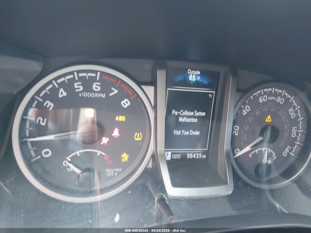 2021 Toyota Tacoma Sr5 V6 მანქანა იყიდება აუქციონზე, vin: 5TFCZ5AN1MX277005, აუქციონის ნომერი: 44936342