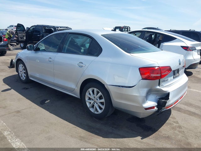 3VWD17AJ1FM239638 Volkswagen Jetta 1.8t Se