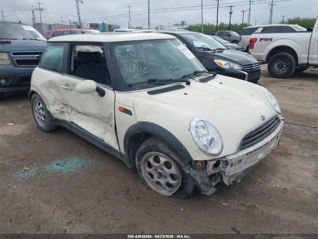 Продажа на аукционе авто 2005 Mini Cooper, vin: WMWRC33465TJ68338, номер лота: 44936366