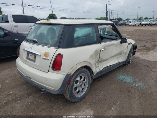 Продажа на аукционе авто 2005 Mini Cooper, vin: WMWRC33465TJ68338, номер лота: 44936366