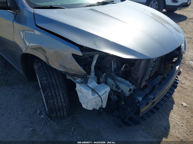 3N1AB7AP3KL622619 Nissan SENTRA SV