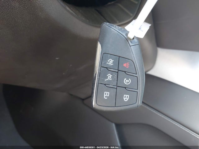 44936381 :رقم المزاد ، 1GKS1GKT6NR330383 vin ، 2022 Gmc Yukon Xl 2wd Slt مزاد بيع