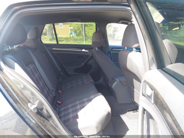 Продажа на аукционе авто 2017 Volkswagen Golf Gti Autobahn 4-door/s 4-door/se 4-door/sport 4-door, vin: 3VW447AU2HM070590, номер лота: 44936389