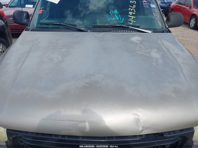 Aukcja sprzedaży 2000 Gmc Sierra 1500 Sl, vin: 1GTEC14W8YZ245184, numer aukcji: 44936390