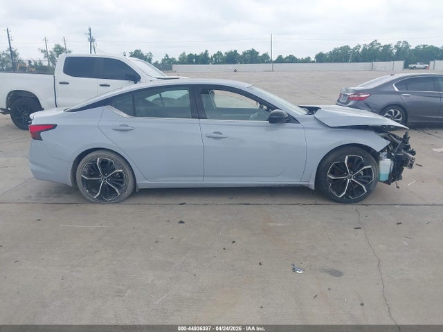 1N4BL4CV9PN354732 Nissan Altima Sr Fwd