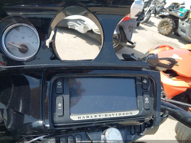 Auction sale of the 2017 Harley-davidson Flhxs Street Glide Special, vin: 1HD1KRC19HB693768, lot number: 44936398