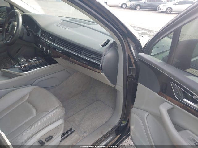 Продаж на аукціоні авто 2017 Audi Q7 3.0t Premium, vin: WA1LAAF74HD044151, номер лоту: 44936418