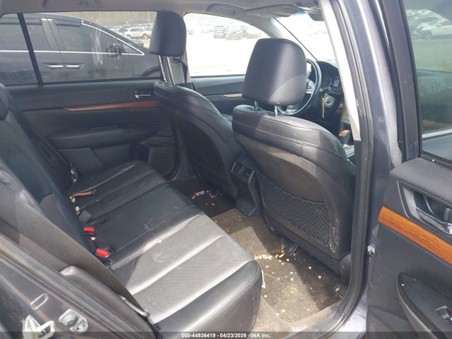 Продаж на аукціоні авто 2014 Subaru Outback 2.5i Limited, vin: 4S4BRBNC4E3275983, номер лоту: 44936419