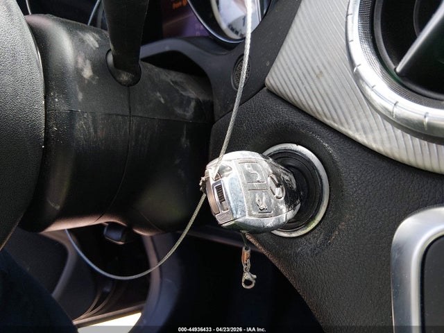 44936433 :رقم المزاد ، WDDSJ4EB3FN283602 vin ، 2015 Mercedes-benz Cla 250 مزاد بيع